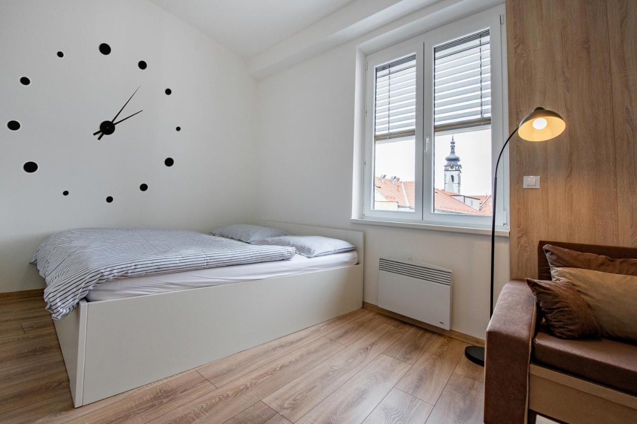 Soho Apartment Pisek  Bagian luar foto