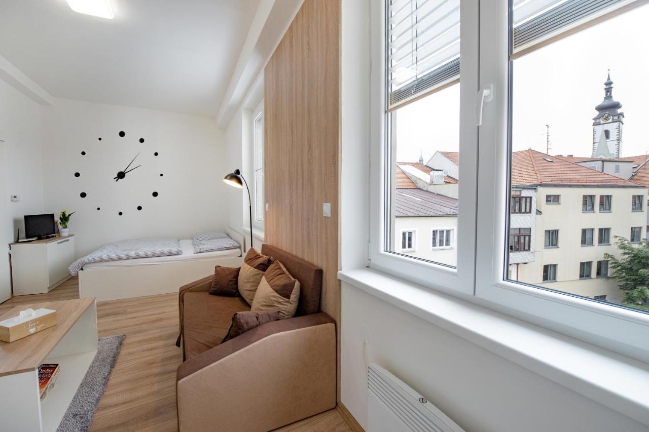 Soho Apartment Pisek  Bagian luar foto